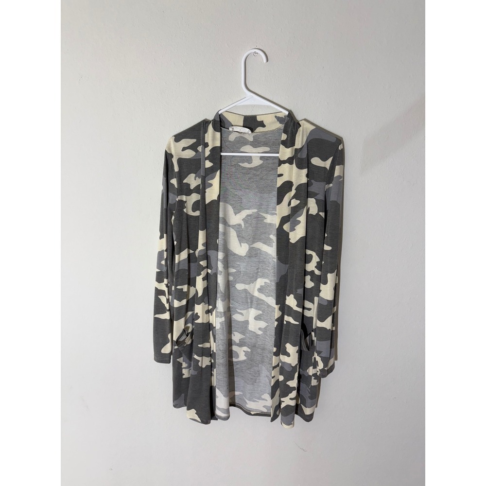 Zenana Camo Print Open Front Long Sleeve Pocket Cardigan Women's Medium